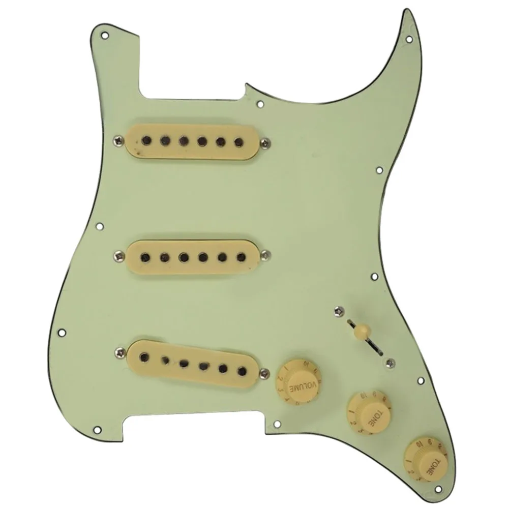 Single Coil SSS Pickguard Assembly for ST Electric Guitar 3 Ply Green 286x235mm with Balanced Output and Solid ABS Base