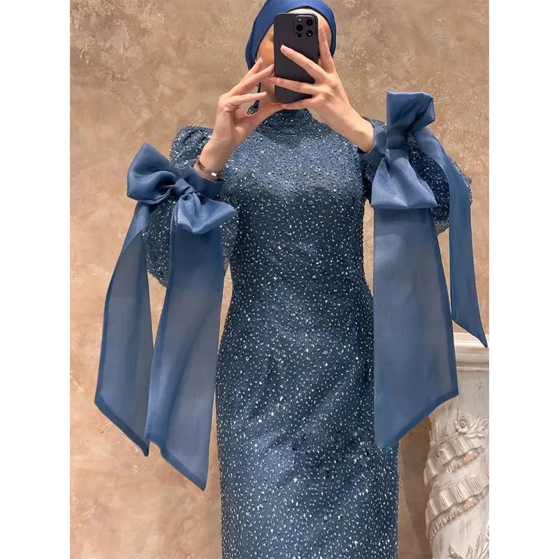 Prachtige Glitter Rechte Moslim Avondjurken Hoge Hals Lange Mouw Prom Jurk Met Vlinderdas Manchet Arabische Dubai Formele Kleding