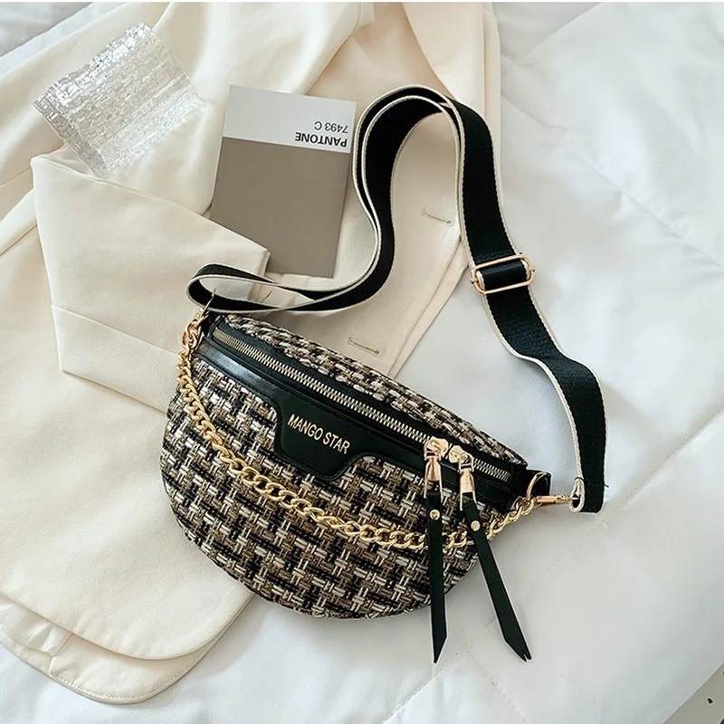 Women\'s 2023 Summer New Woven Bag Fashion Chest Bag Crossbody Bag Chain Fashion Small Waist Bag hot new