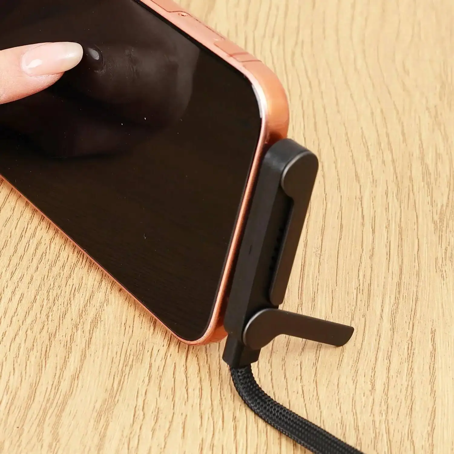 

Плоский зарядный кабель USB Type-C для мобильных устройств с функцией подставки и невидимой опорой (GSM-кабель для передачи данных)