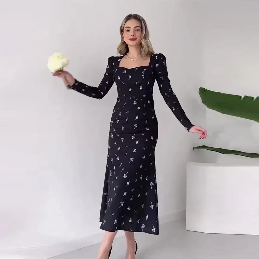 فساتين نسائية موضة 2025 بطباعة نحيفة أنيقة بياقة مربعة وأكمام طويلة بطول الكاحل فستان غير رسمي عالي الخصر