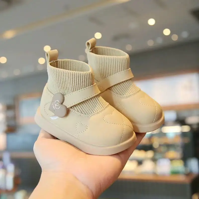 Botas Fashion Baby Shoes 2025 Winter New Girls Ankle Boots Simple Versatile Kids Snow Boots Comfort Non Slip Baby Walking Shoes