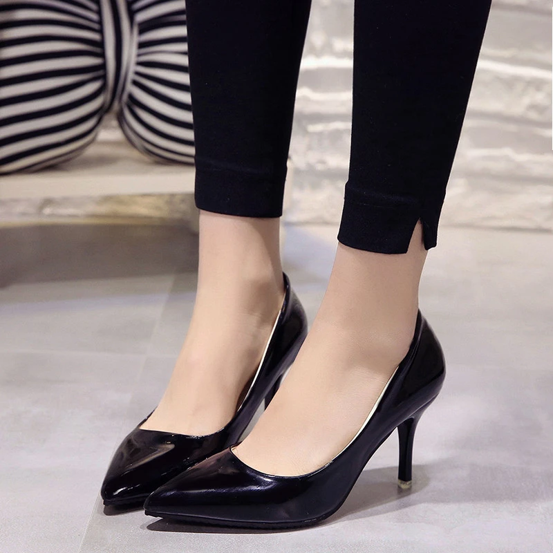 2022 Spring and Autumn New Large Size Pointed Toe Solid Color Pumps Sexy and Comfortable Solid Color Temperament Women\'s Shoes