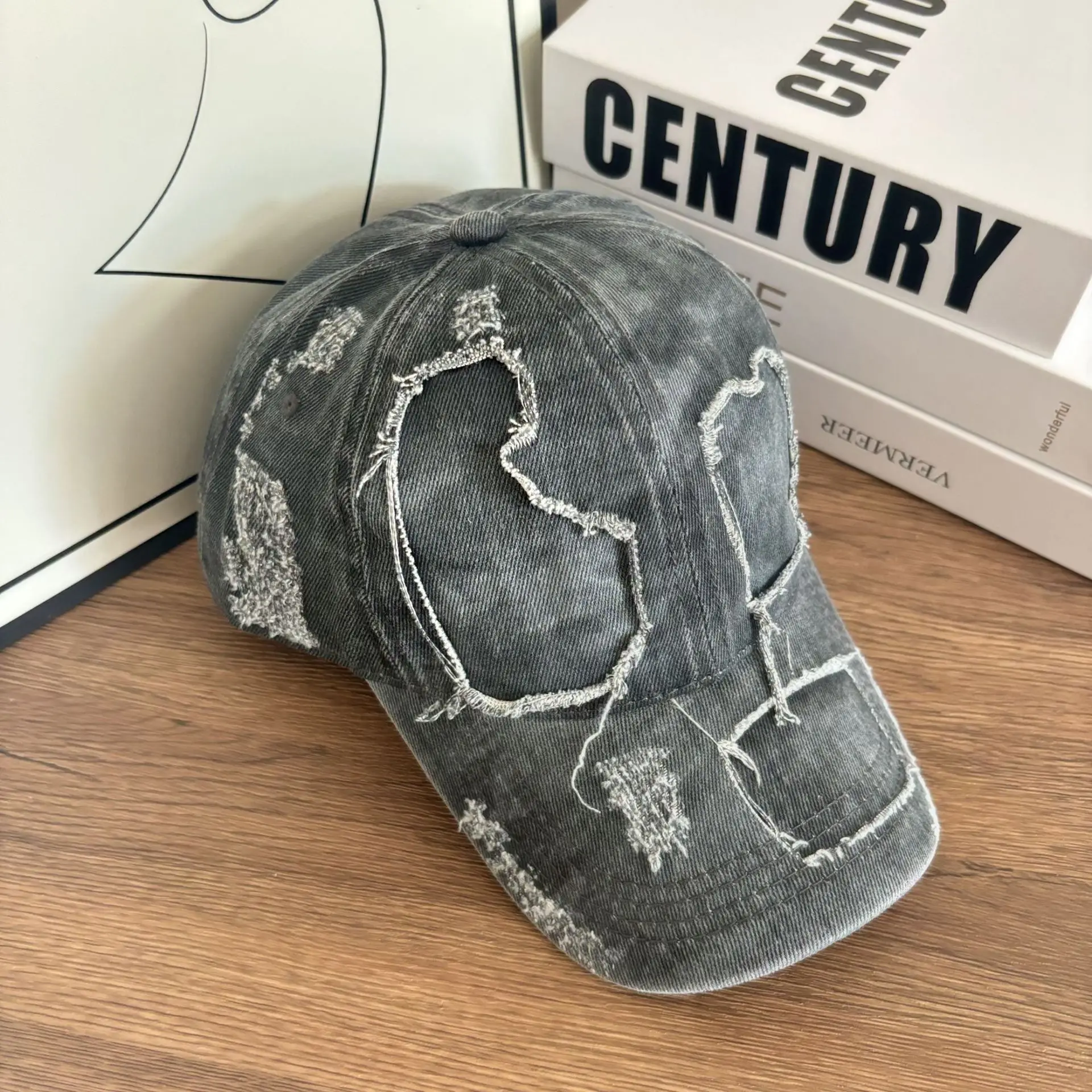 

distressed vintage baseball cap faded cotton washed soft top 2025 new fashion Y2K hip hop American casual hats