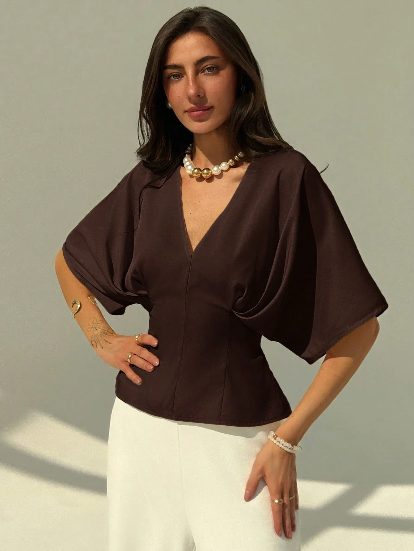 

Элегантная однотонная блузка с коротким рукавом и бантом на спине, свободного кроя, для женщин, летняя, для офиса