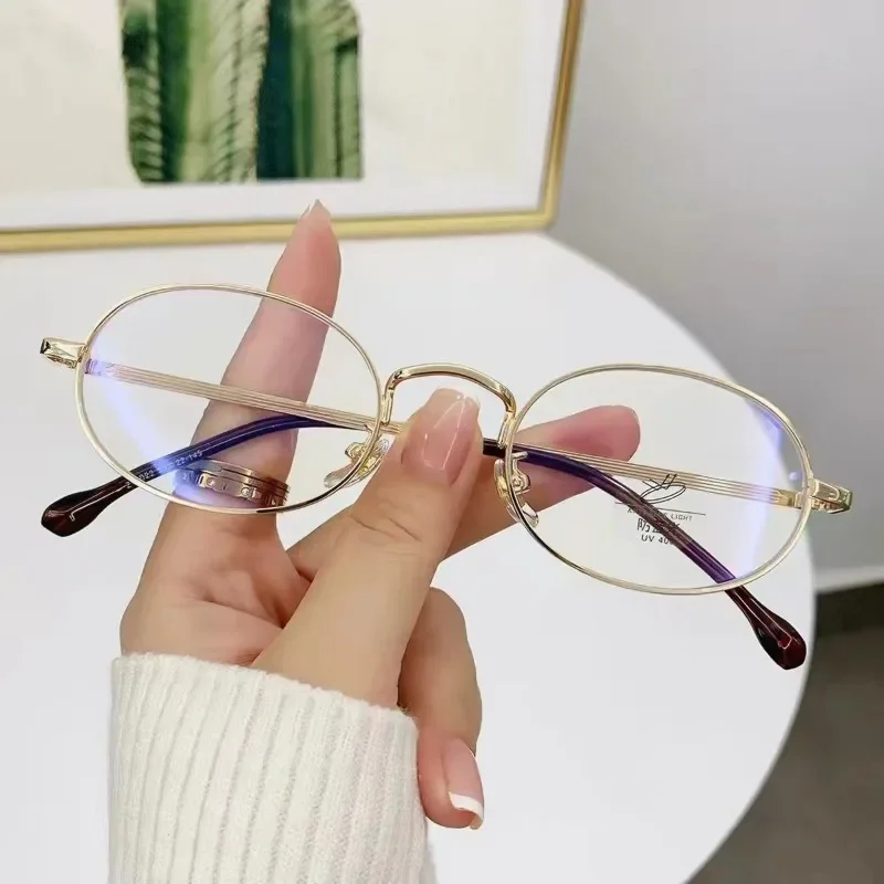 New Ultra Light Gold Rimmed Small Frame Flat Light Glasses for Women Plain Oval Glasses Small Oval Anti Blue Light Eyewear