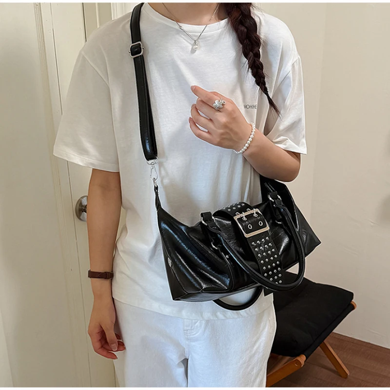 Y2k Nieten-Gürtelschnallen-Handtasche, Damen Motorrad Biker Punk-Stil Metall-Nieten-Schultertasche, Koreanische Y2k Mädchen Reißverschluss-Tragetasche – Detail 32