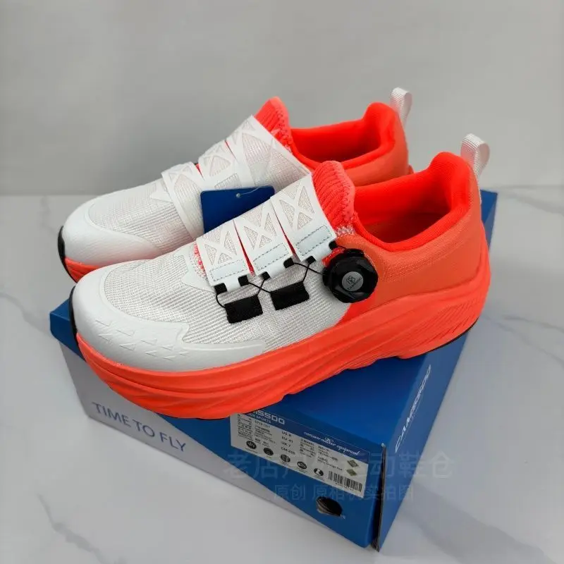 

Классические кроссовки 2026 года: комфортные, дышащие, для ходьбы и бега, дизайнерские, для широкой стопы, быстросъемные, спортивные