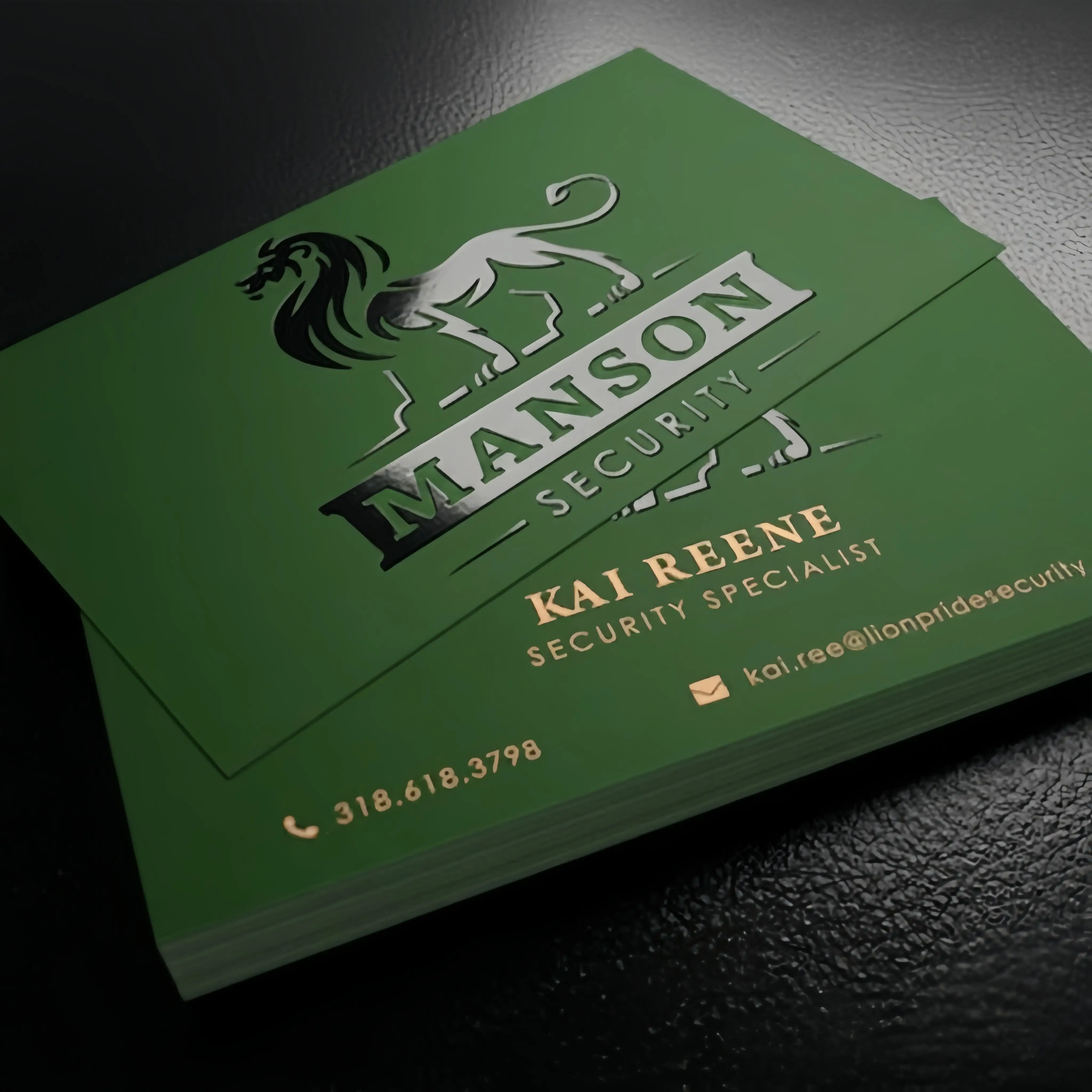 Premium 480gsm Thick Embossed Business Cards Custom Logo White Cardboard Digital Printing for Corporate