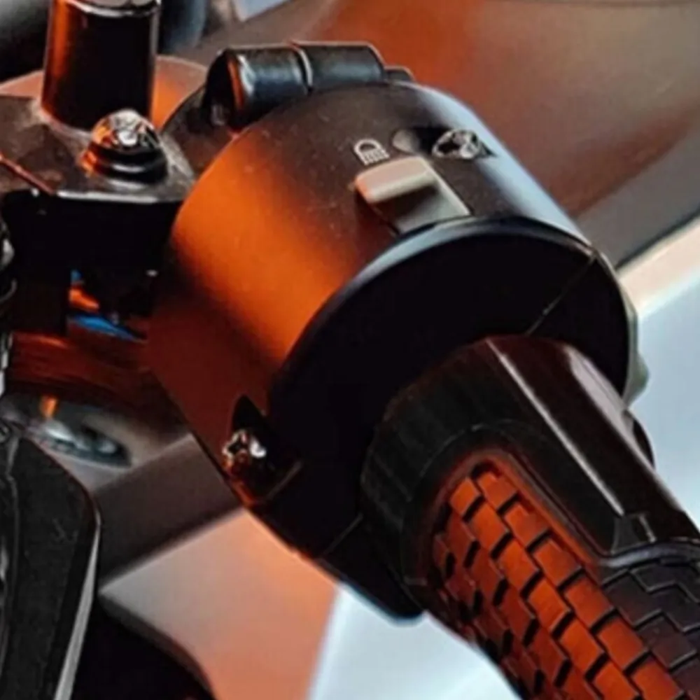 

Universal Motorcycle Handlebar Grips Guard Brake Clutch Lever Protector For APRILIA RS4 RS125 RS50 RS 125 50 1999-2024 2023 2022