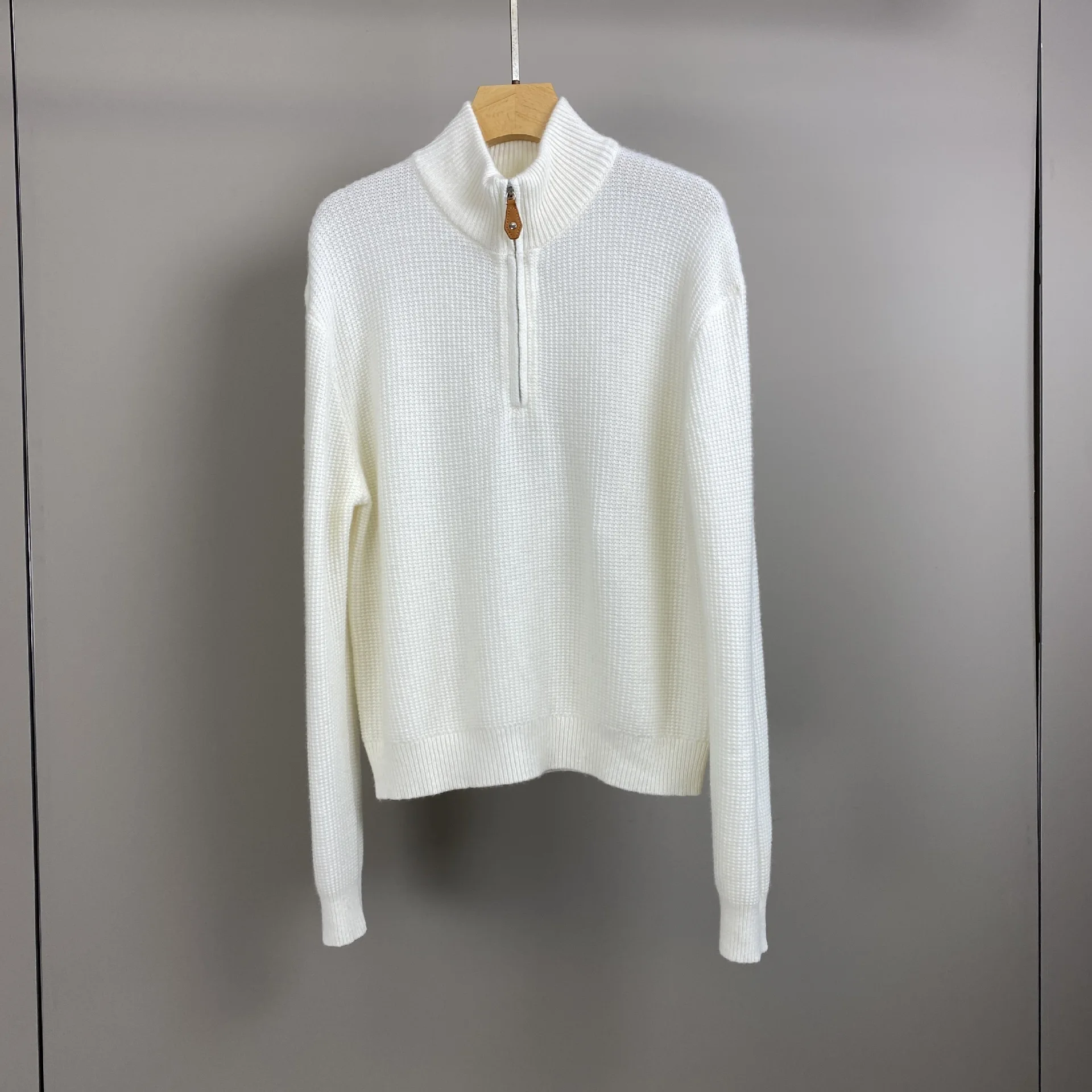 

2025 Autumn And Winter New Style Half-Open Collar Zipper Solid Color Cashmere Sweater Fashionable Versatile Casual Sweater