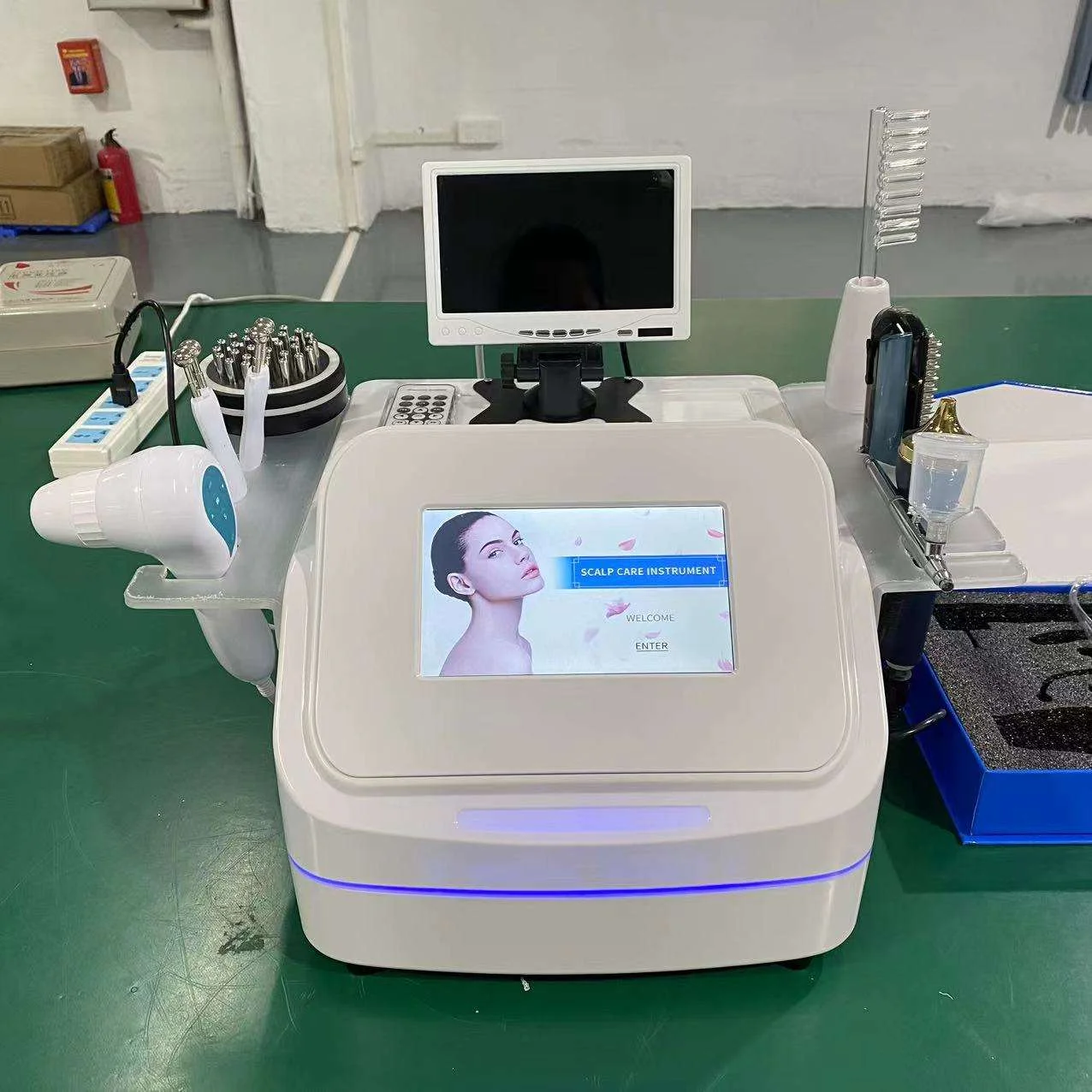 مصنع بيع 7in1 فقدان الشعر بصيلات الماسح الضوئي مدلك HD كاشف تحليل جهاز آلة معالجة تحليل فروة الرأس مع الشاشة