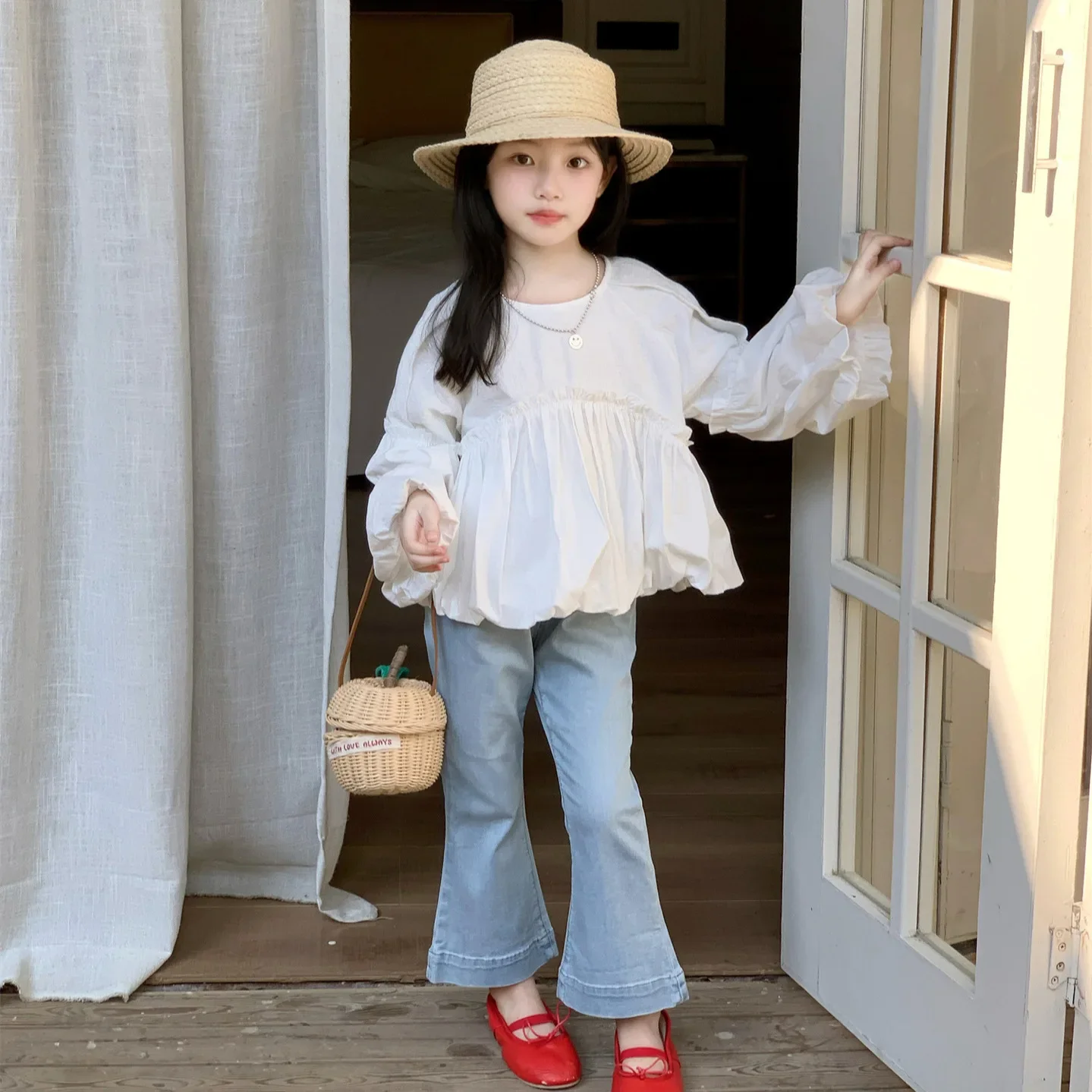 

Girl Shirt 2025 Autumn New Childrens Clothing Korean Style Girl Baby Fashion Loose Bubble Sleeve Flower Bud Shirt Casual Simple