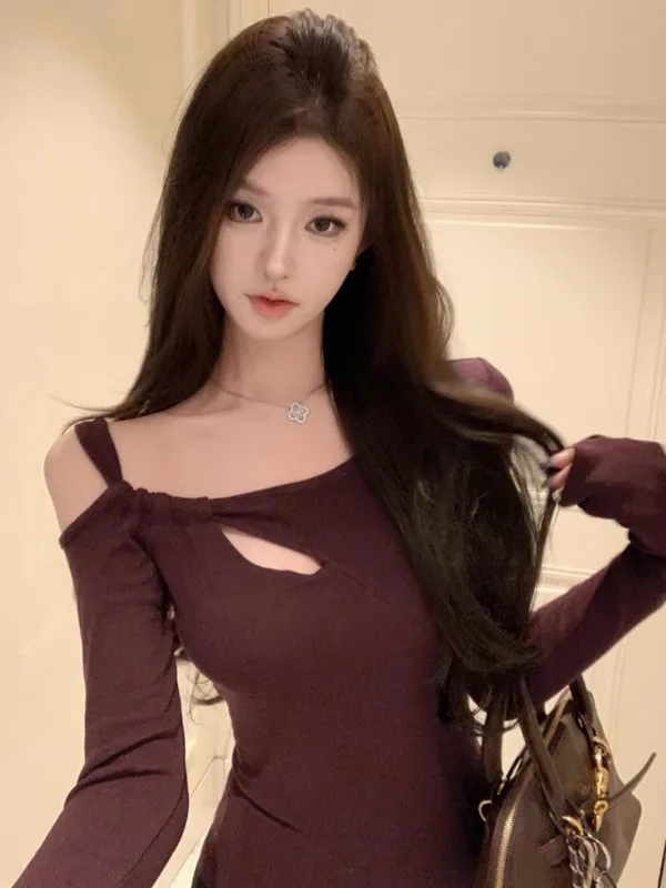 

Korean Style Pure Desire Sexy Diagonal Shoulder Long Sleeve T-Shirt Women's Autumn New Delicate Hollow out Inner Wear Base ...