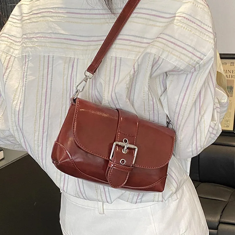 

Модные красные сумки через плечо на одно плечо, простые универсальные квадратные сумки из искусственной кожи, весенне-летние роскошные вечерние сумки подмышку