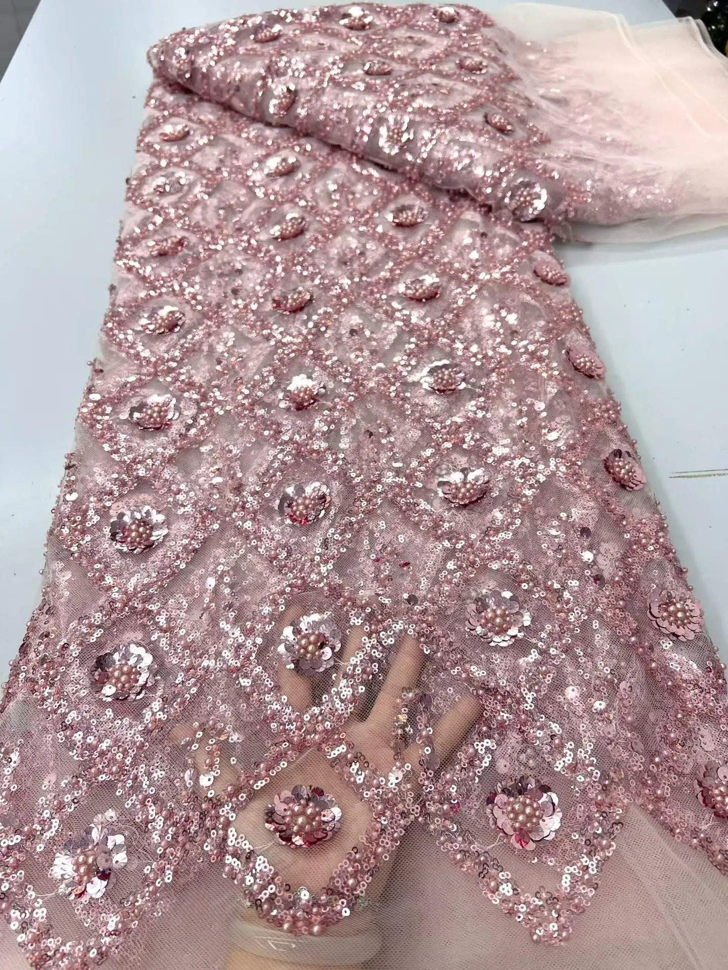 ผ้าลูกไม้ปักเลื่อมหรูหราสไตล์แ - Sewing Knit บทวิจารณ์และราคา