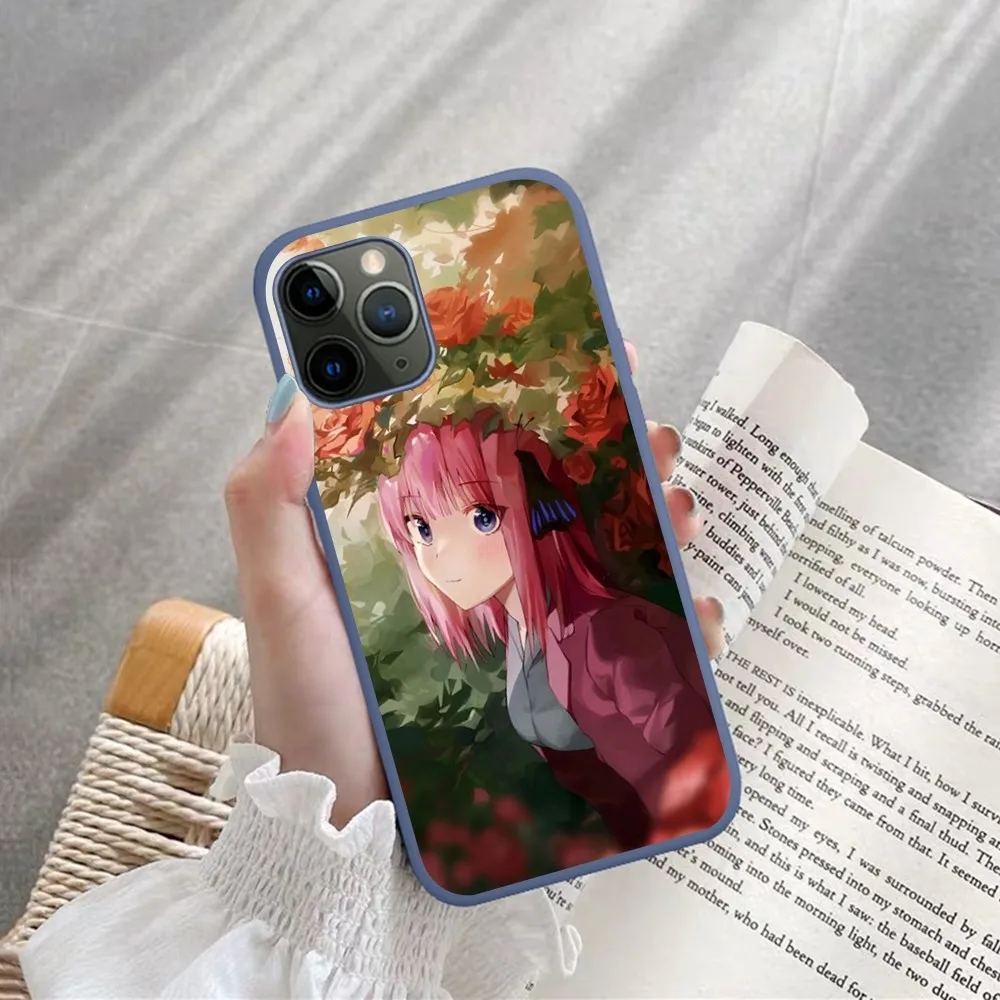 Nino Nakano Anime Phone Case For IPhone 14 11 12 13 Mini Pro Xs Max 8 7 6 6S Plus X XR Solid Candy Color Case