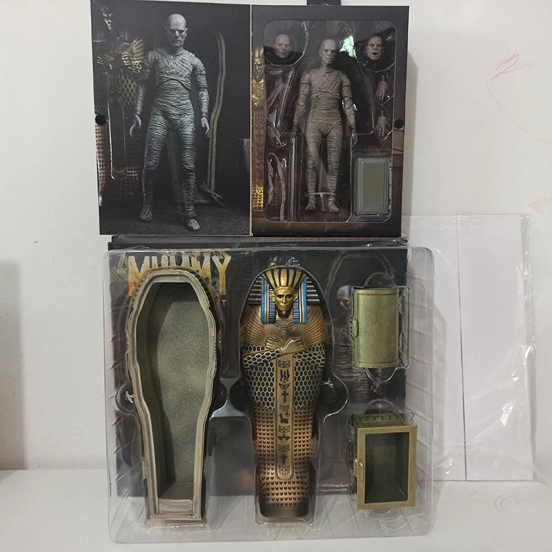 الأصلي NECA العالمي وحوش المومياء النعش فرعون التابوت الهرم عمل الشكل وحوش نموذج اللعب هالوين الرعب الهدايا