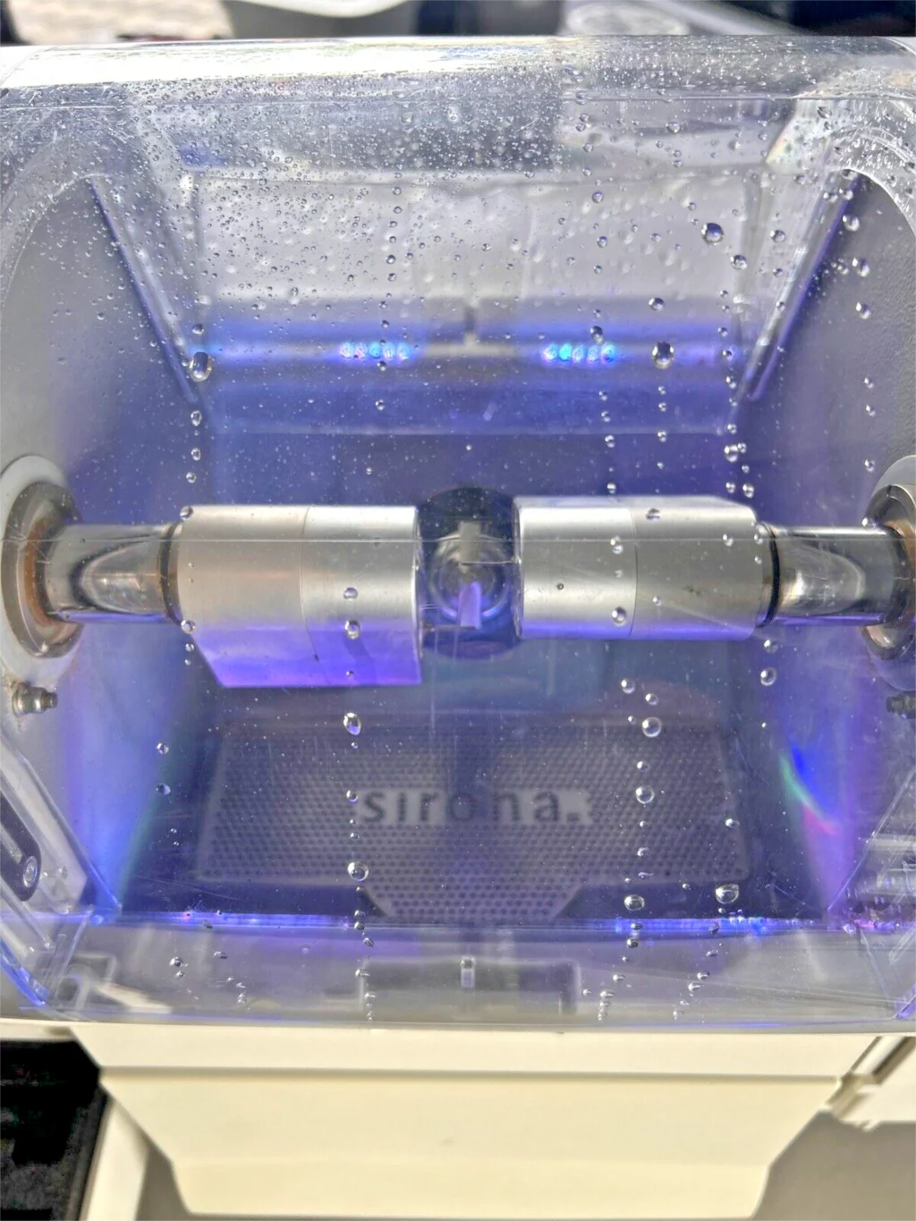 

Sirona CEREC MC XL | 326 Millings | Камера и двигатели находятся в мятном состоянии