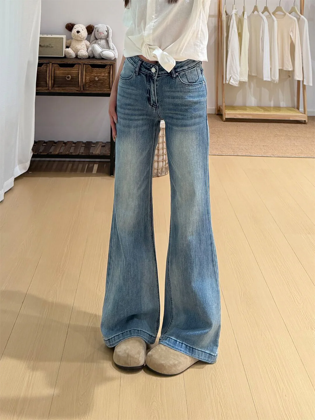 

Retro Washed American Style High Waist Bell Bottom Denim Jeans Women's Summer 2026 Miniature Streetwear Faded Blue Jeans