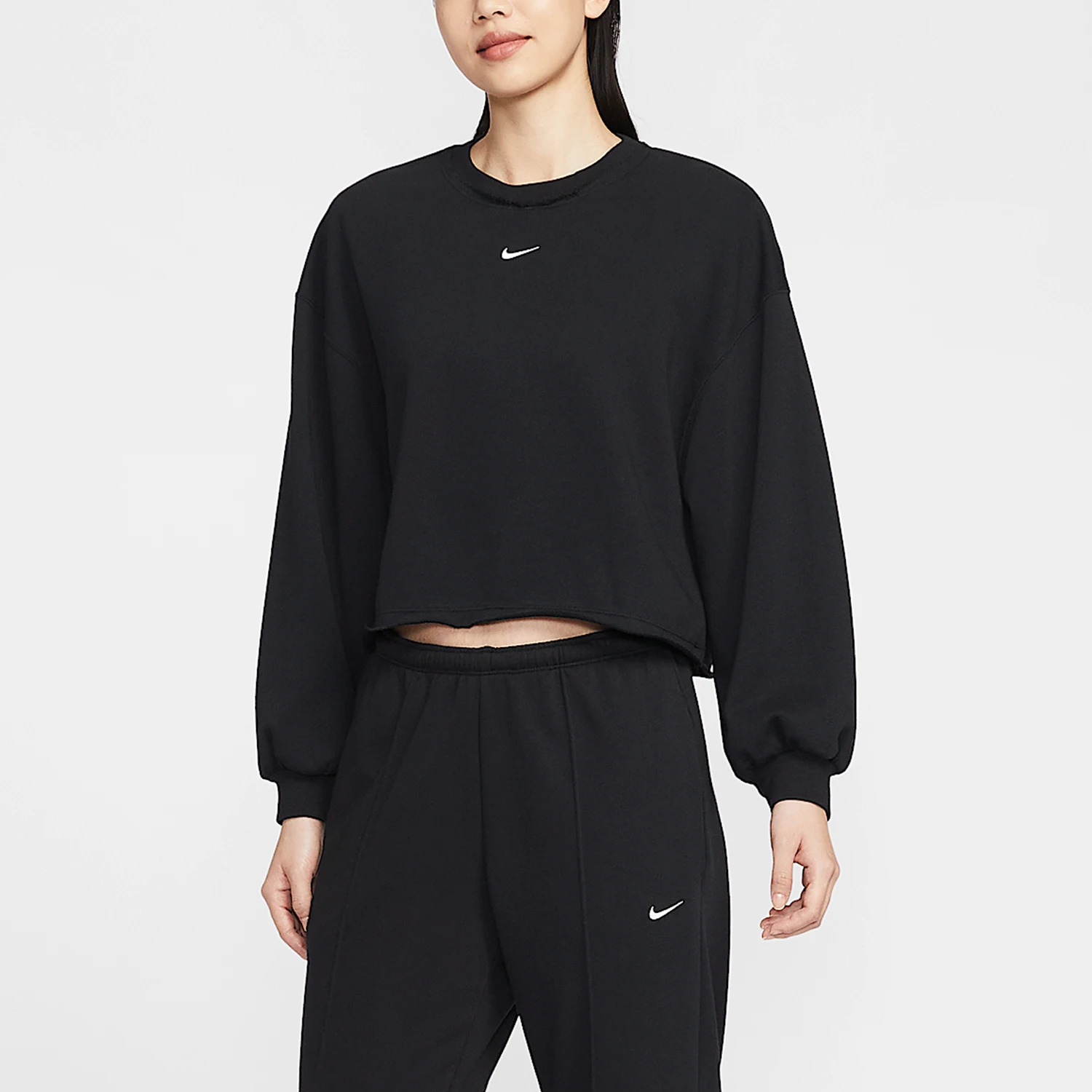 felpa-con-cappuccio-semplice-e-ampia-da-donna-nike-authentic-sportswear-if0229-010