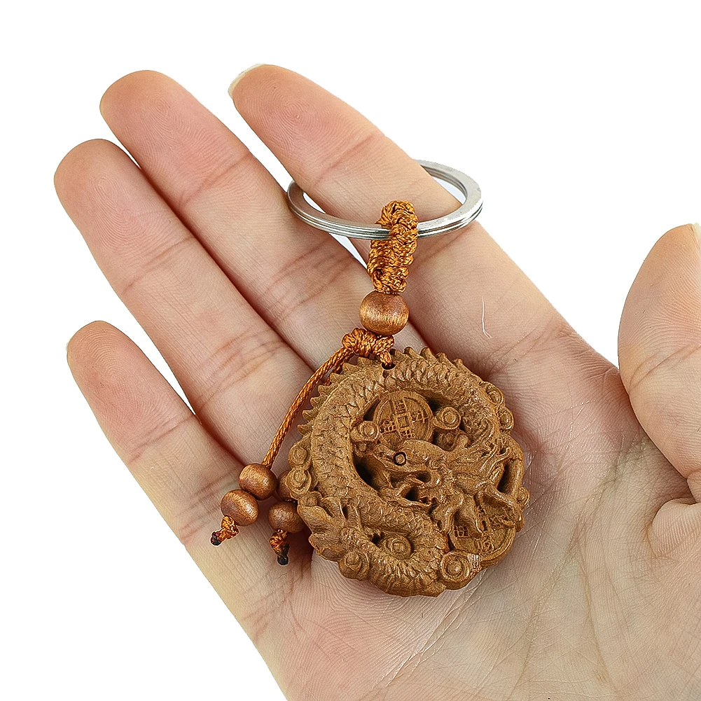 Wood Carving Dragon Figurine Keychain Pendant Chinese Loong Crafts Keyring for Key Hanging Decoration Amulet Jewelry Accessories