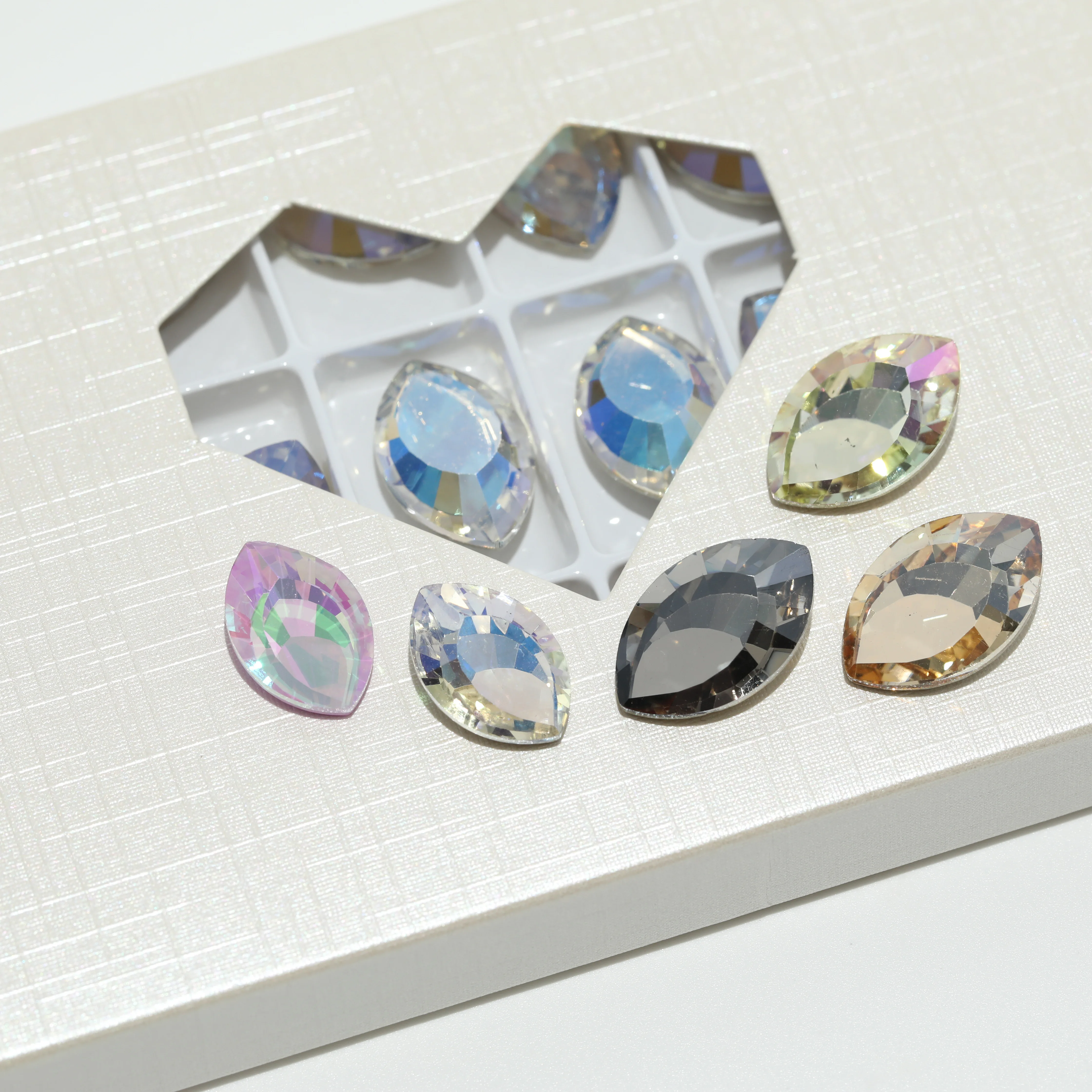 GRST DV4062 Nevette Fancy Stones Premium Dream Mirror Series Strasssteine Glänzende Kristalle DIY-Zubehör für Nagelkunst, Kleider, Taschen – Detail 5