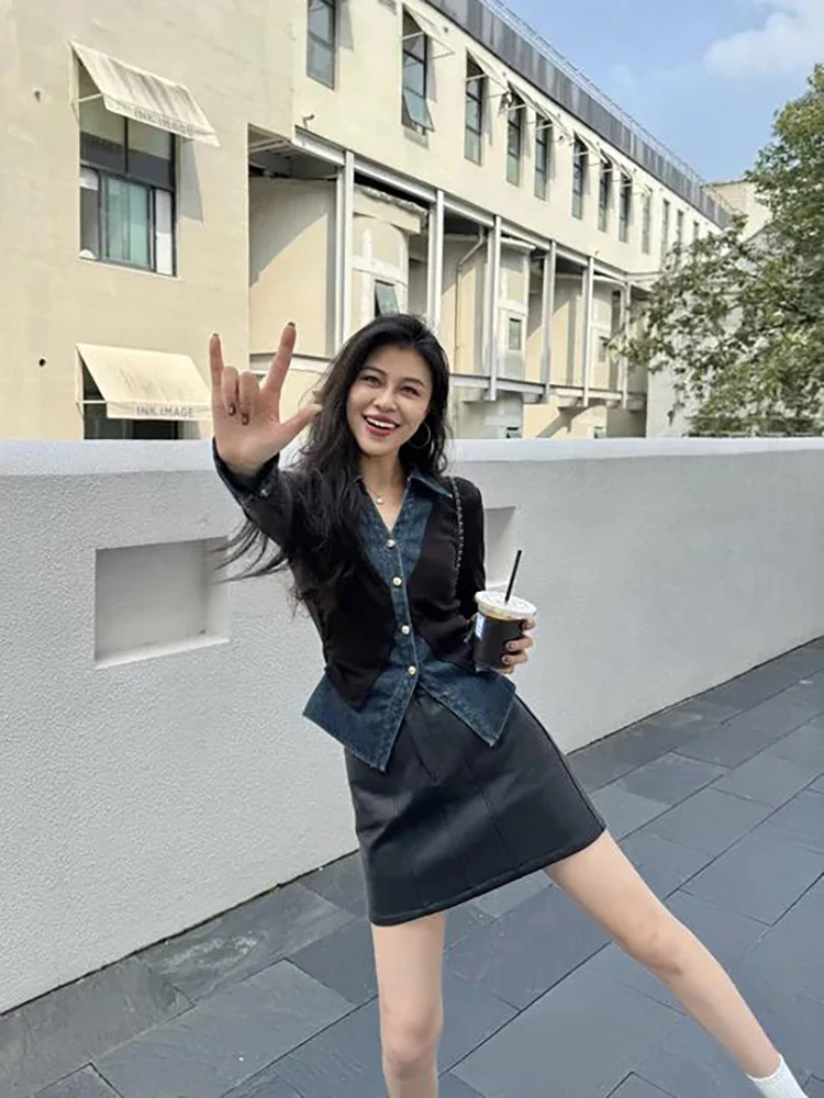 

Комплект из двух предметов: свитер с V-образным вырезом и джинсовая юбка с высокой талией в стиле пэчворк от Zhang a Xing Barcelona. Повседневный осенний модный комплект.