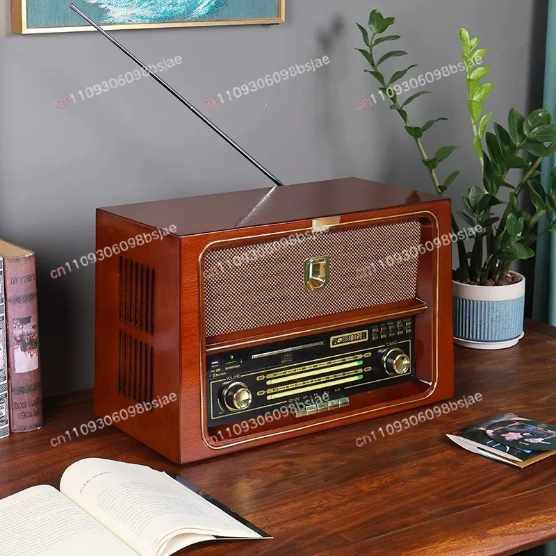 Online Hot Sale Portable Wireless Retro Audio Receiver Creative Wooden Vintage Remote Control Radio Speaker