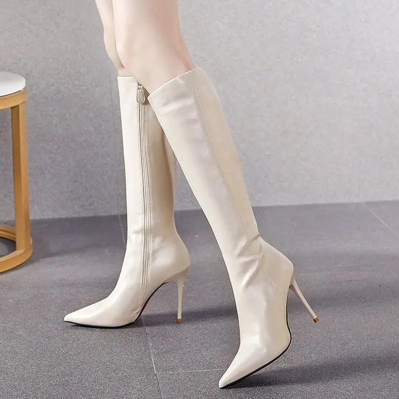 Bottes noires à bout pointu pour femme, chaussures à talons très hauts, bottes d'hiver à tige au genou, tendance, demi-saison 2024, tendance