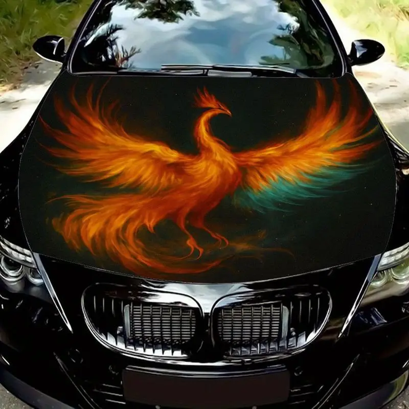 

Красочная наклейка с мифическим фениксом, пламенем подобным огню, оранжево-красным оттенком, переходящим в великолепные перья сине-желтого цвета.