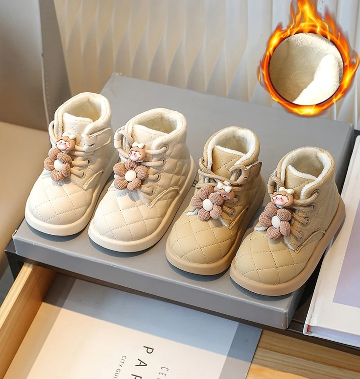 

2025 Baby Girls Winter Plush Warm Lined Short Boots New Fashion Cute Flower Design Kids Cotton Boots Childrens Leather Boots