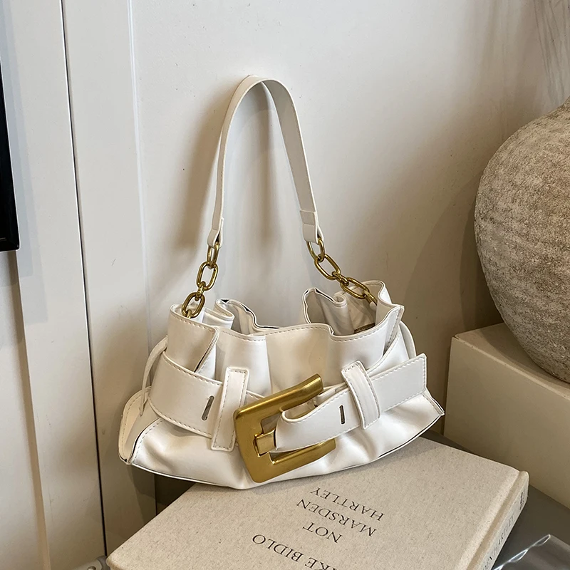 

Stylish Leisure Wrinkle PU Solid Color Women Shoulder Bag Metal Buckle Loop Deco Versatile Underarm Bag for Outings Daily Use