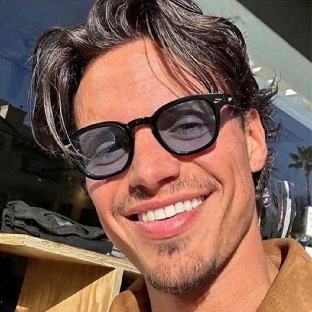New Retro Small Round Sunglasses Women Fashion Rivets Decoration Shades UV400 Men Punk Leopard Quality Sun Glasses