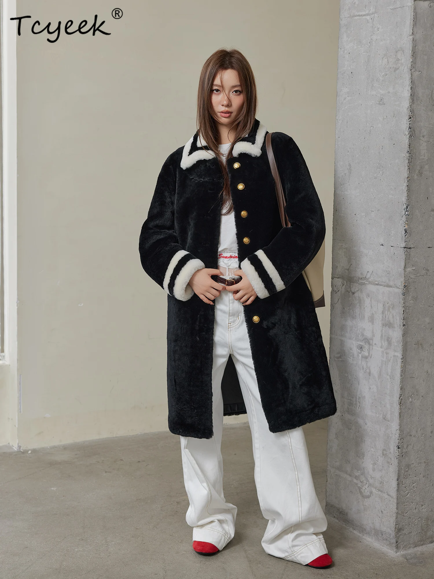 Tcyeek Herfst Winter High End Bont Een stuk Revers Losse Zwarte Casual Middellange Lengte vrouwen Lamswollen Bontjas Fourrures Femme