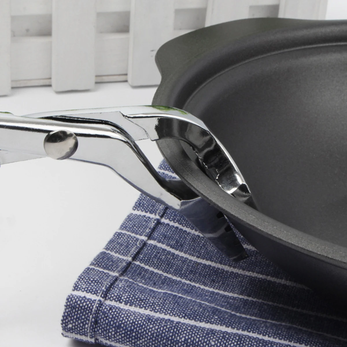 

Stainless Steel Anti Slip Baking Pan Tongs Multifunctional Gripper Dish Clip Oven Pizza Pot Pliers Baking Pan Tongs