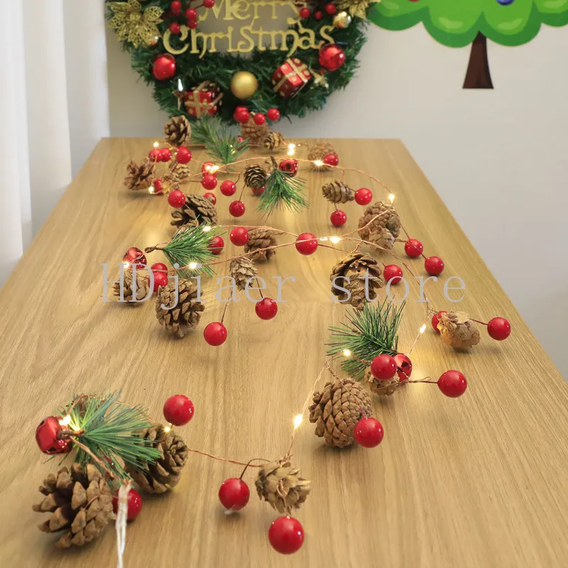 

Christmas Pine Cone Light String, a perfect combination of pine needle LED copper wires and small mulberry fruit flags