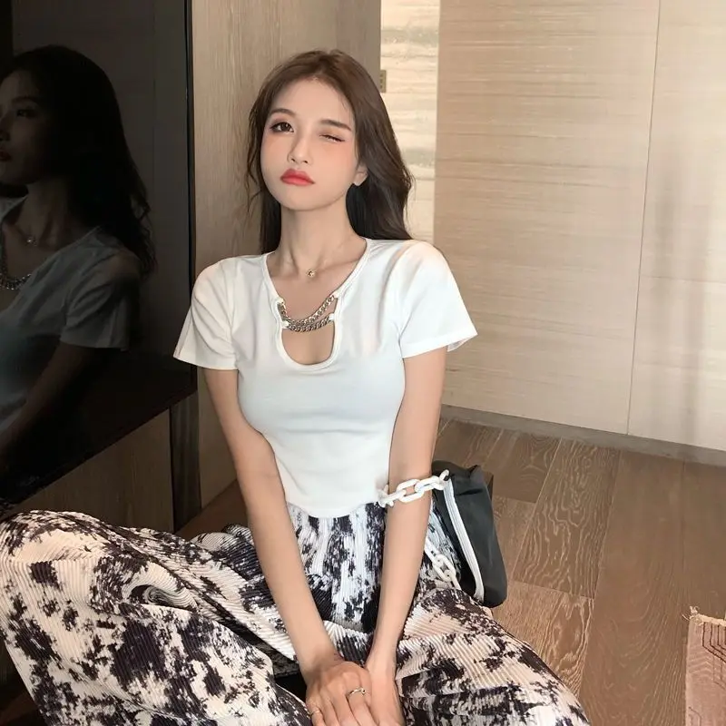 Niche Design Black Short Sleeve T Shirt Women Summer Pure Sexy Hot Girl Slim Fit Crop Top Ins Trend