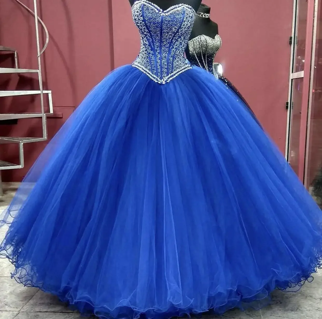 

Vintage Sweetheart Ball Gown Quinceanera Dresses Vestido De 15 Anos Party Sparkly Beading Crystal Floor-Length Princess Birthday