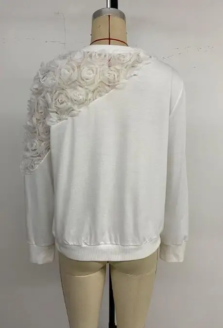 Damska bluza z kapturem z trójwymiarowym kwiatowym wzorem, elegancka i codzienna, na jesień i zimę 2025, nowy styl, modna damska baza, długi rękaw.