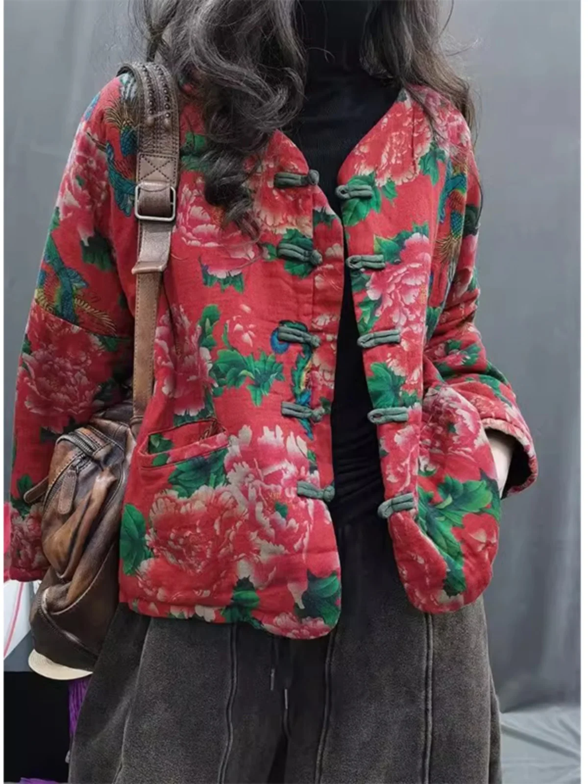 

Женское хлопковое пальто на пуговицах в стиле ретро, осенне-зимнее свободное пальто с цветочным принтом, теплое хлопковое пальто, маленькая хлопковая подкладка