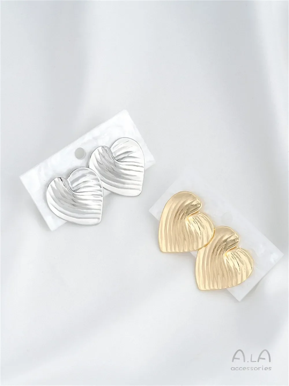 925 Silver Needle 14K Copper Clad True Gold Flower Shape Wrinkled Big Peach Heart Earrings Fashion High Grade Ear Jewelry E396