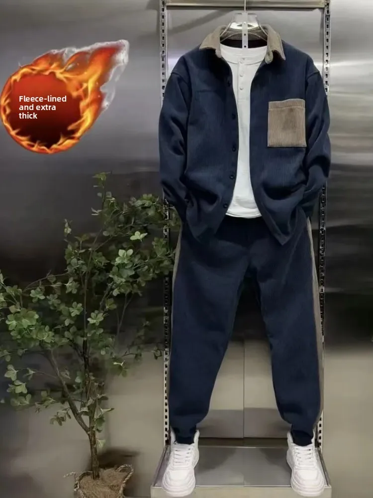 

Мужской повседневный комплект из вельвета: утепленная рубашка с длинным рукавом и свободные брюки с манжетами, молодежный модный комплект из двух предметов