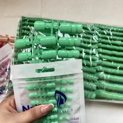 120Pcs Short False Toenails Glossy Press on Toe Nail Solid Color Short Square Full Cover Fake Nails Colorful Artificial Nail Tip