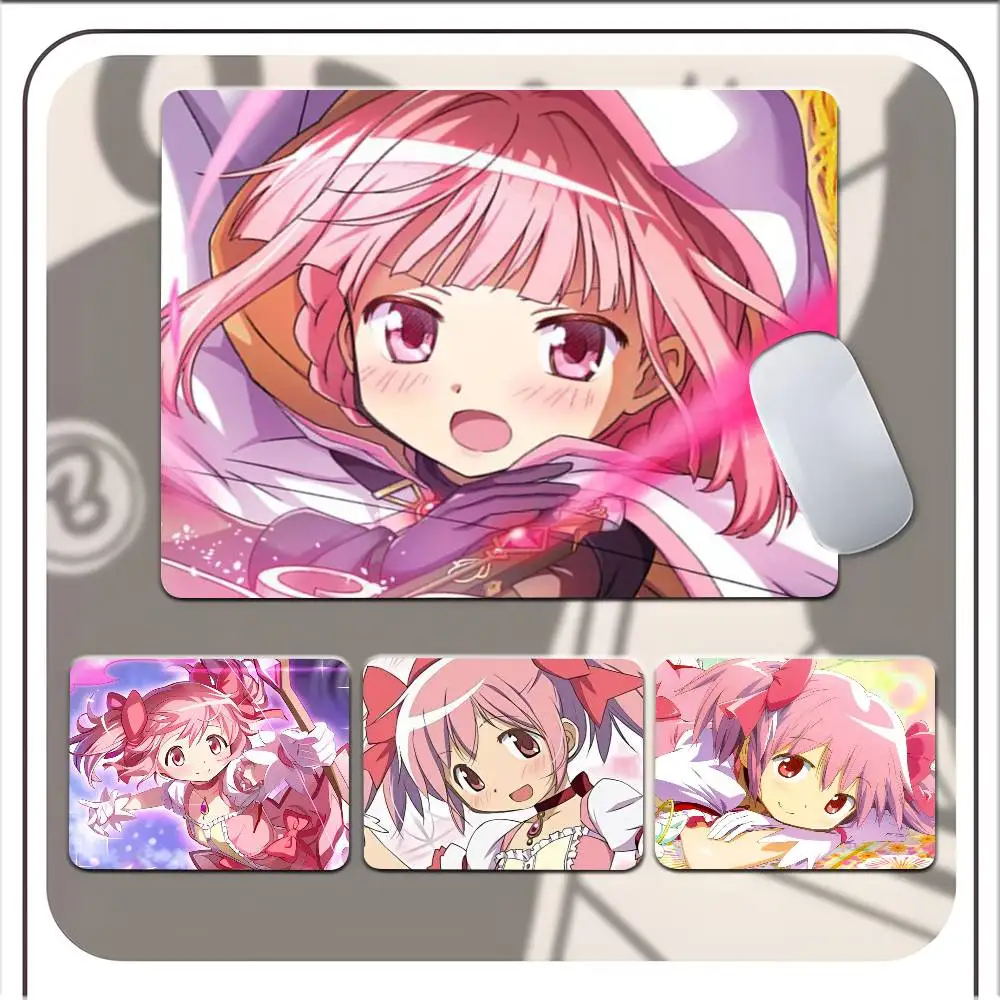 Puella Magi Madoka Magica Mousepad Small LockEdge Mouse Pad For Gamers Computer Desk Pad Rectangular Anti-slip Rubber