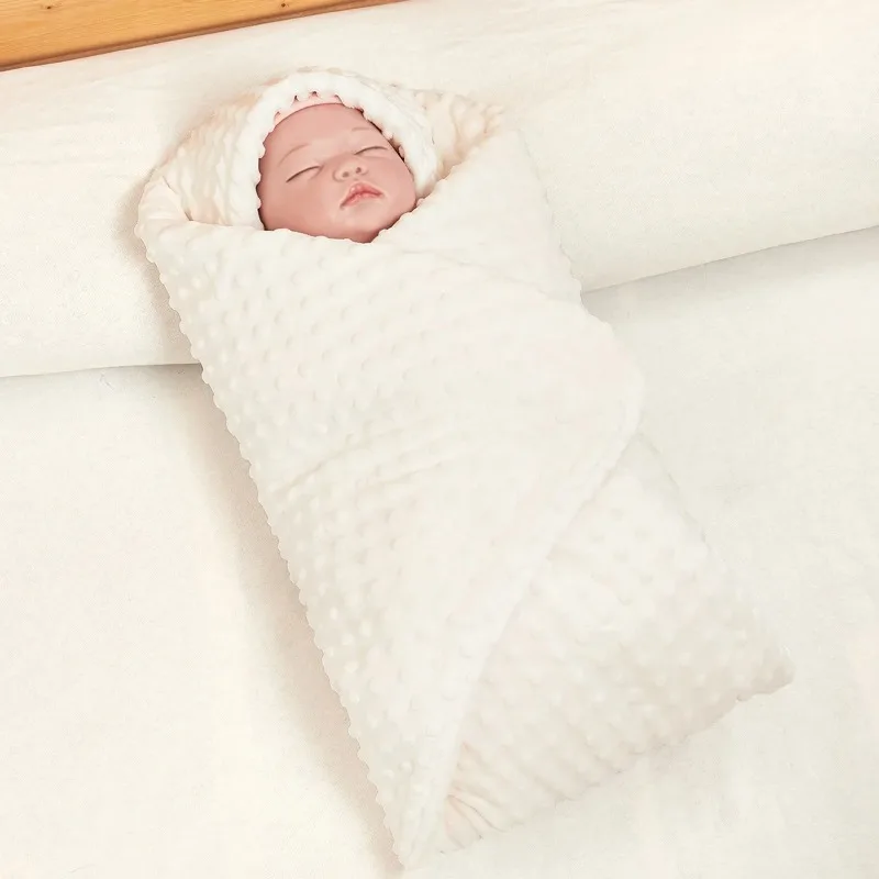 Newborn Blanket Lamb Wool Thickened Soft Skin Breathable Baby Sleeping Quilt Winter Warm Baby Stroller Outdoor Windproof Blanket