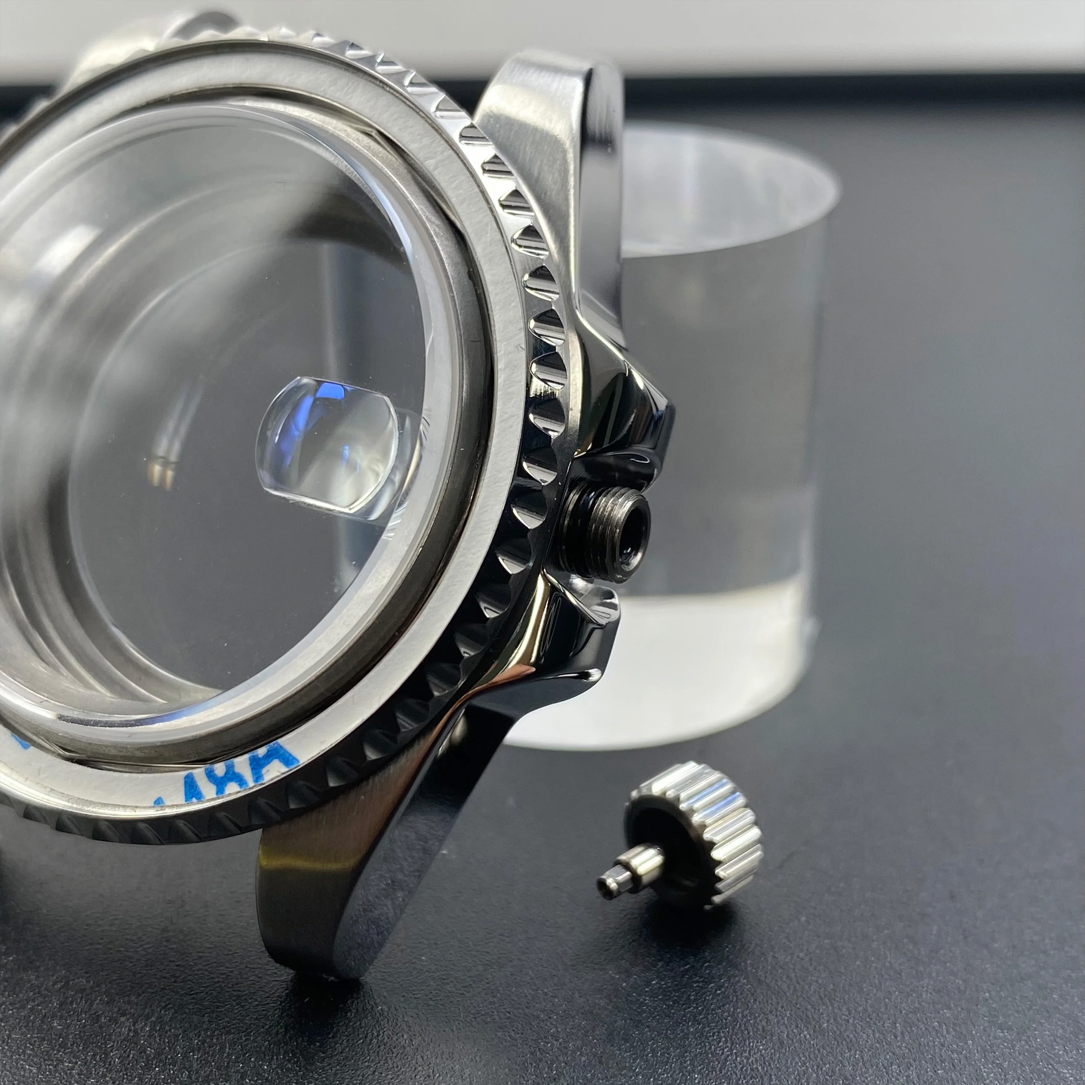 40mm NH35 Watch Case 120 Clicks Sapphire Glass SUB Ceramic Blue Luminous Bead Compatible with NH34 NH35 NH36 Movements case