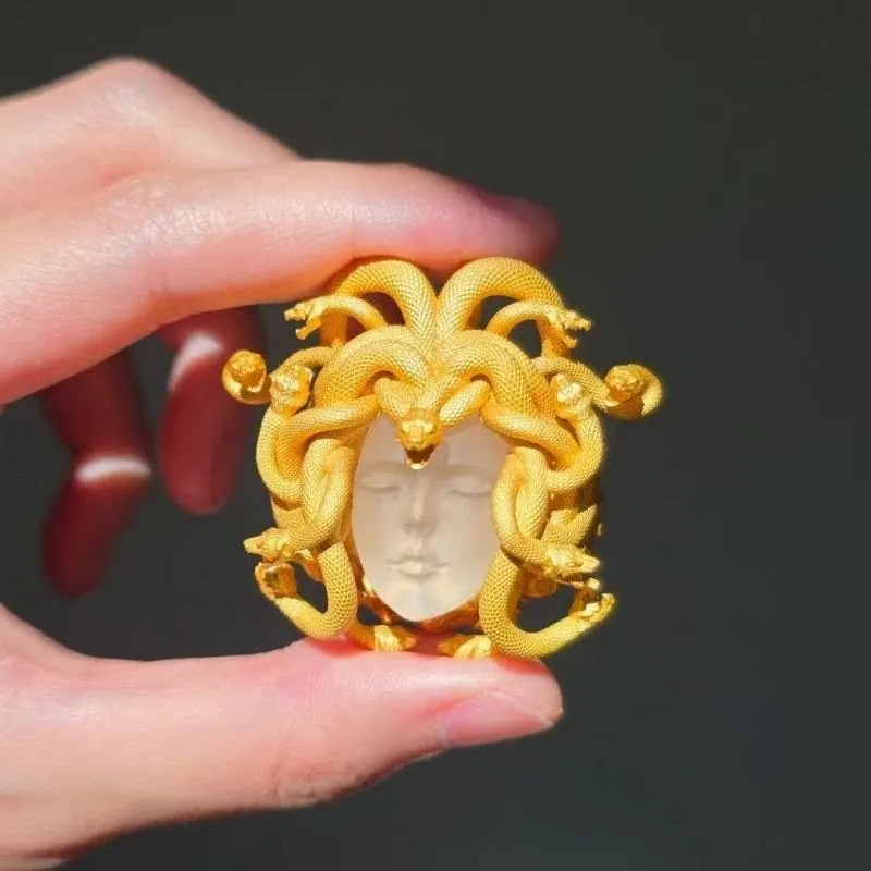 Vintage Griechische Mythologie Medusa Münzring Kunstvoll Handgefertigt Minimalistischer Persönlichkeits-Offener Ring für Frauen und Männer – Detail 3
