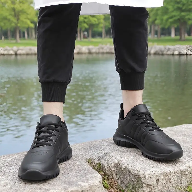 

Повседневные качественные простые модные кроссовки в стиле casual, черные, нескользящие, спортивные, для пар.