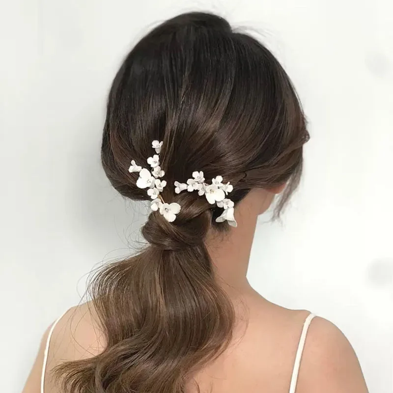 SLBRIDAL Handmade Ins Style Alloy Ceramic Flower Crystal Bridal Hair Clip Barrettes Wedding Headpieces Women Hair Accessories